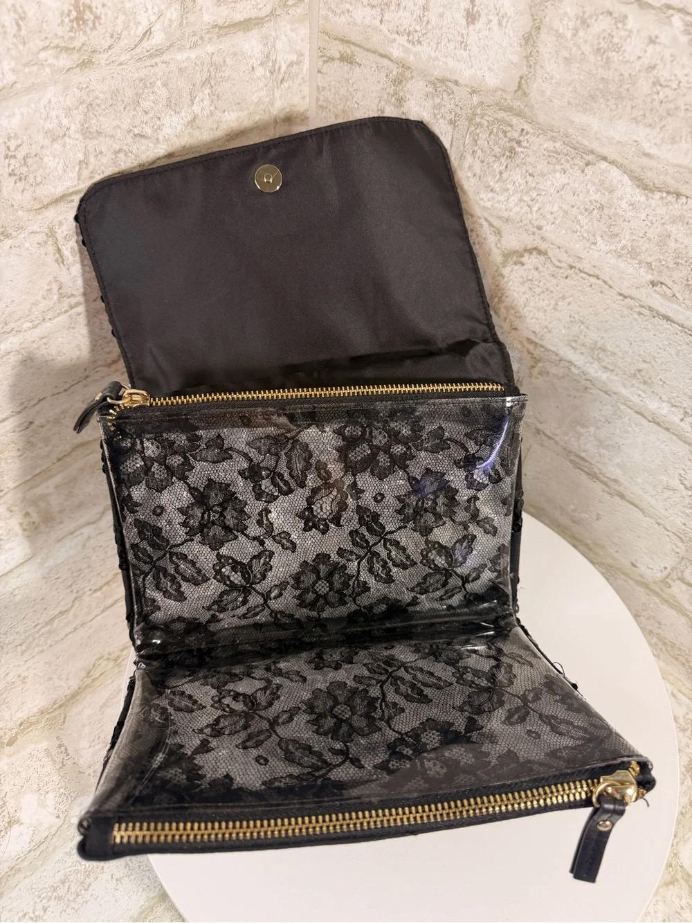 Victoria's Secret Set w/ Black Sequin Toiletry Bag & Amber Romance Body Lotion